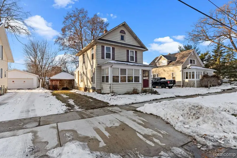 311 N Main, Webberville, MI  - Image #2