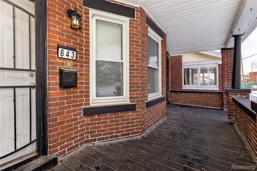 643 Navahoe, Detroit, MI  - #2