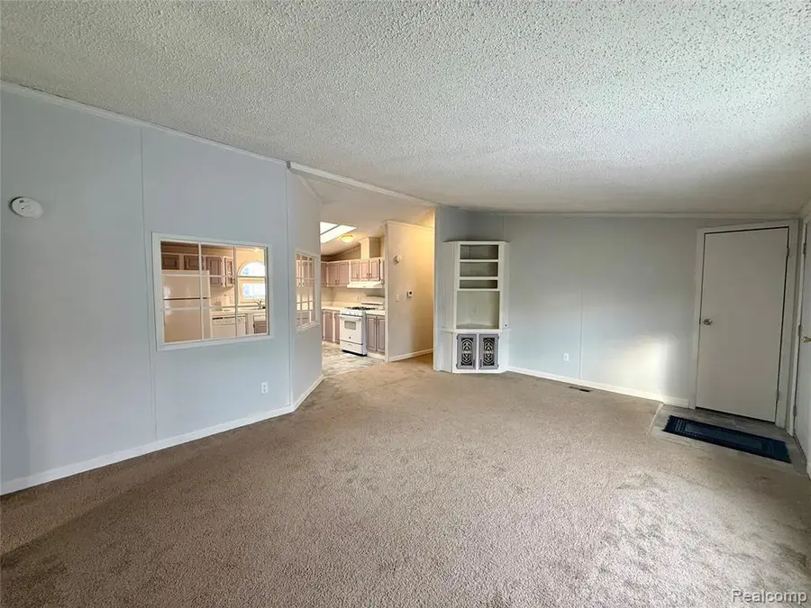 7104 Scarborough Ln., Whitmore Lake, MI 48189 - Image #3