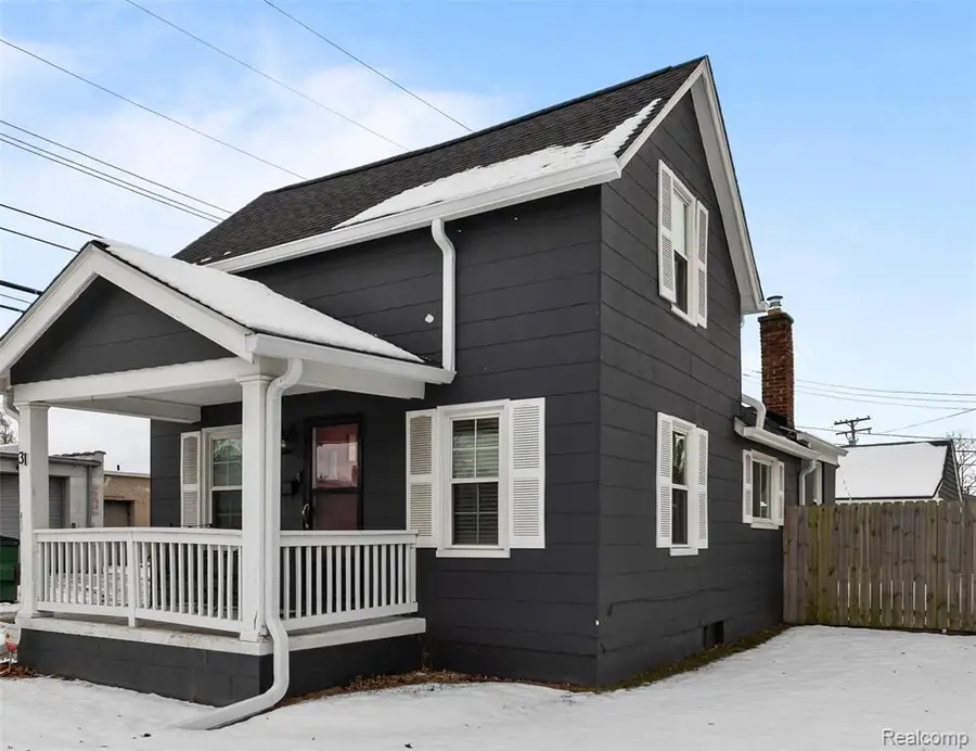 31 Manatee, Hazel Park, MI  - Image #2