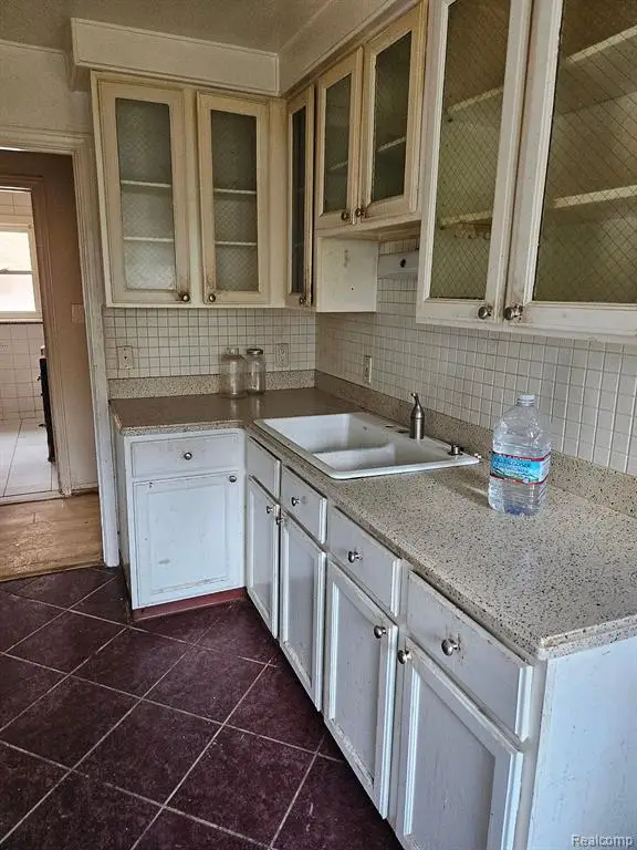 18627 Rutherford, Detroit, MI  - Image #2