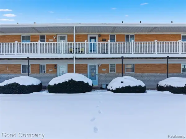 26955 Milford #29, South Lyon, MI 48178