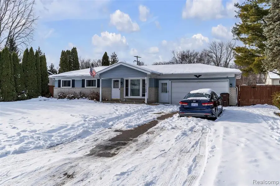 47349 Nita, Shelby Charter Township, MI  - Image #2