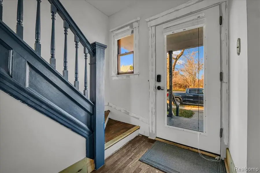 9390 Emmons, Detroit, MI 48214 - #3