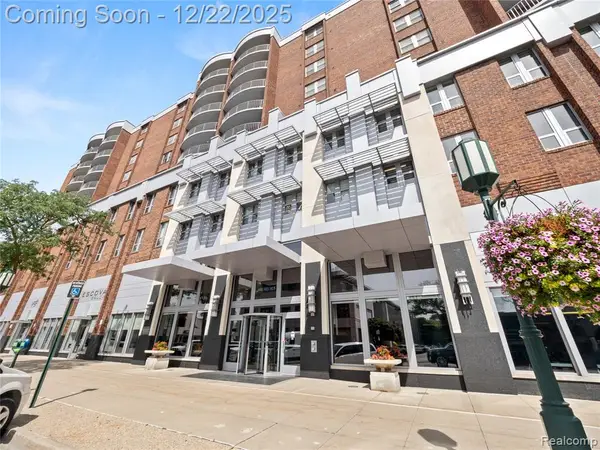 411 S Old Woodward #924, Birmingham, MI 