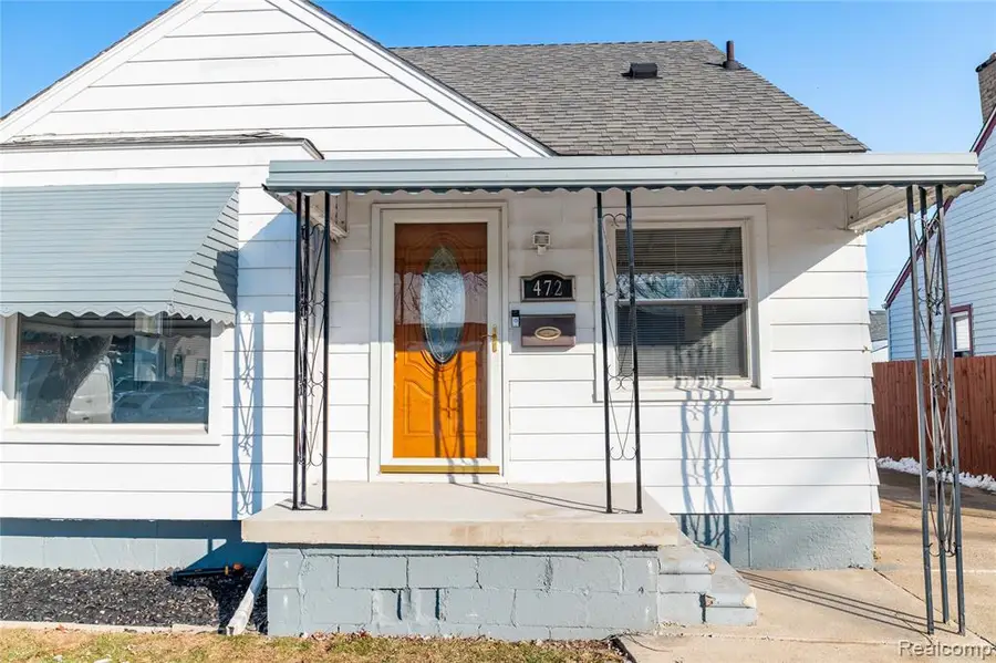 472 Mayflower, Lincoln Park, MI  - #3