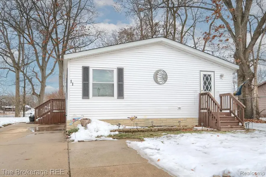 11 Crane Lake Drive, Linden, MI 48451 - Image #2