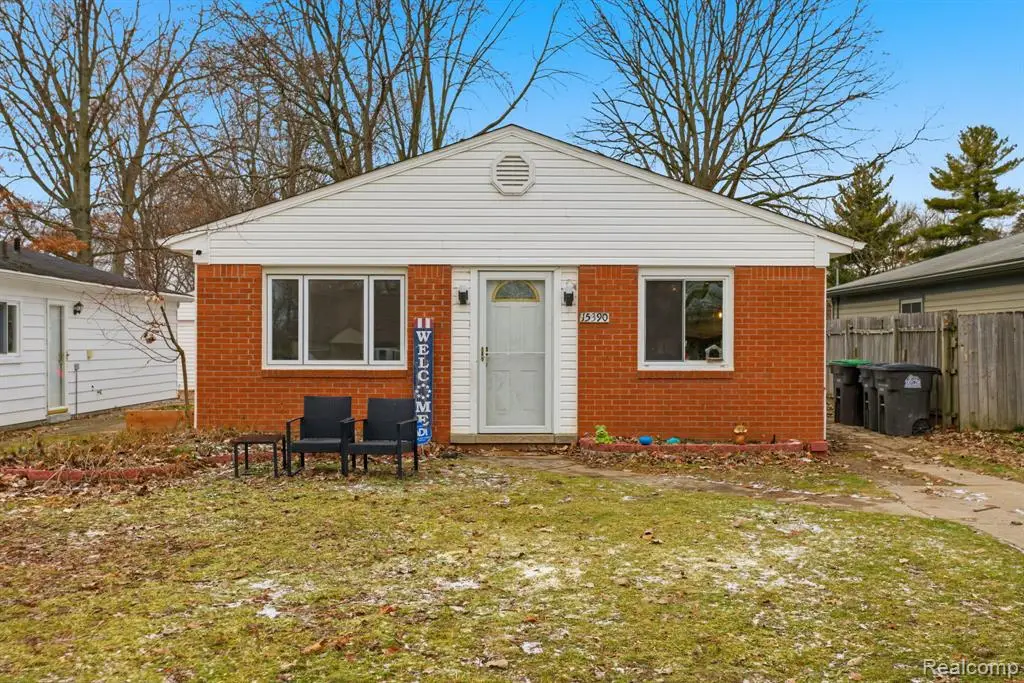 15390 Beech Daly, Taylor, MI  - Image #1