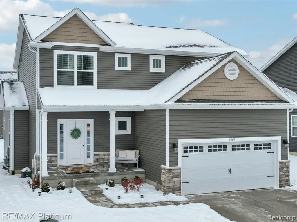 5261 Autumn Kirsten, Fowlerville, MI  - #1