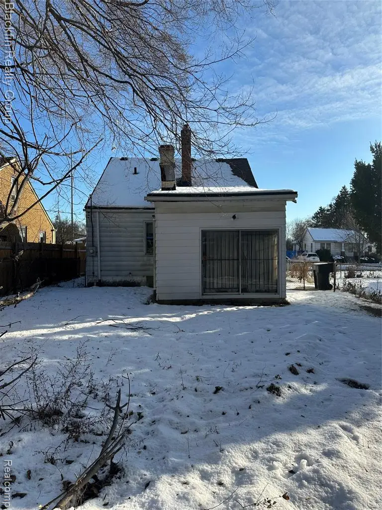 7391 Ashton, Detroit, MI  - #2