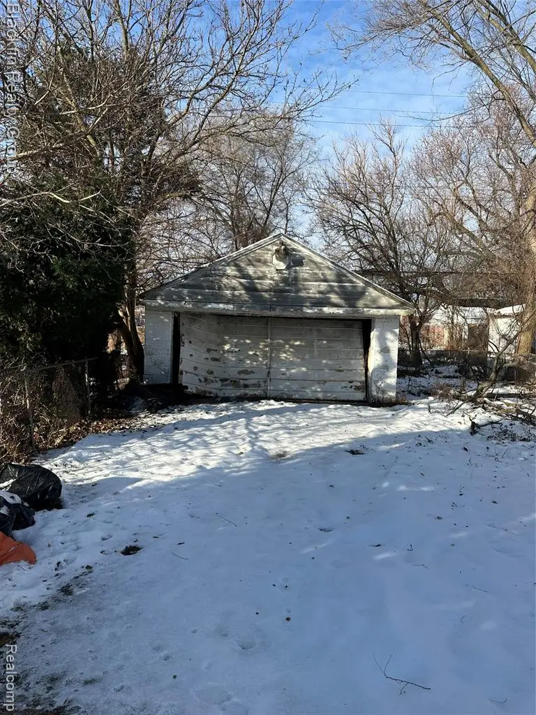 7391 Ashton, Detroit, MI  - #3