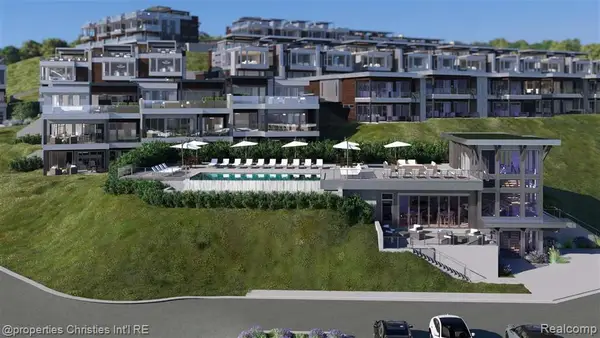 3575 Charlevoix #11, Petoskey, MI 49770