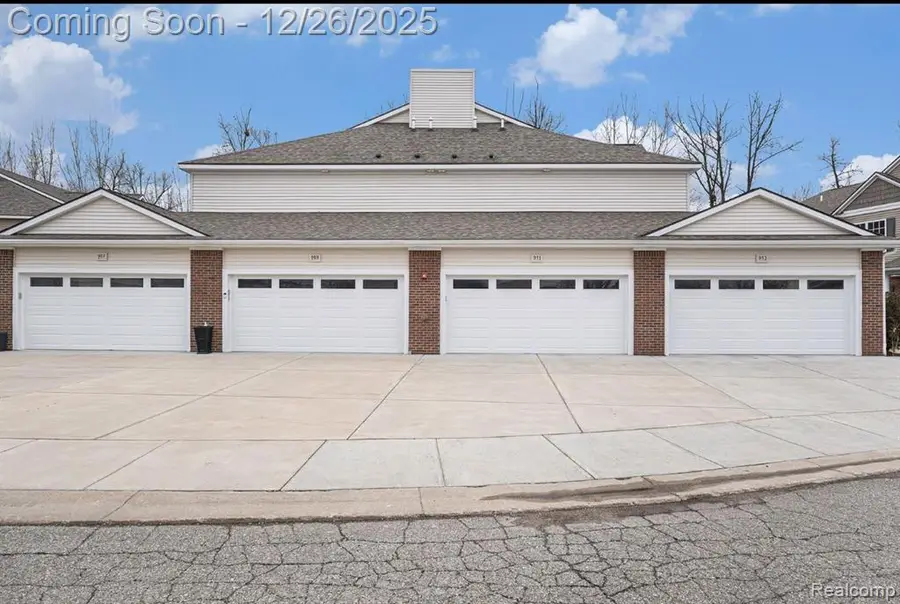 907 Watercress, Fenton, MI  - Image #3