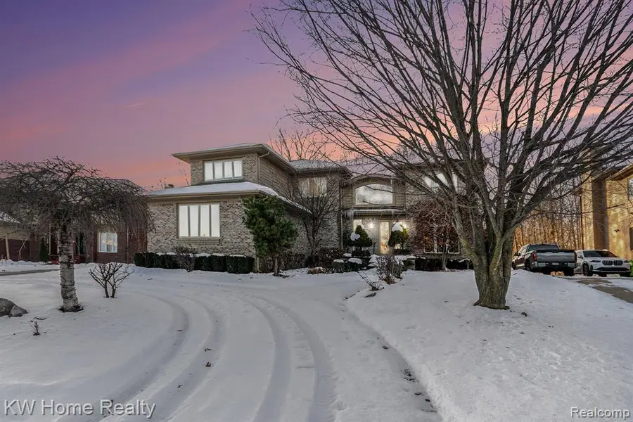 7143 Yarmouth, West Bloomfield, MI 48322 - #2