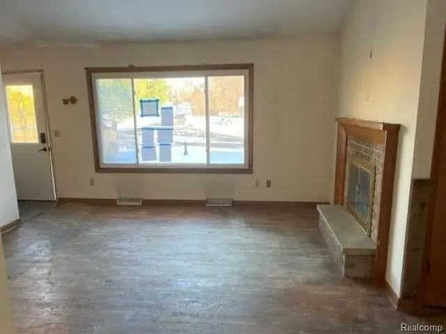 196 Eisenhower, Battle Creek, MI  - Image #2