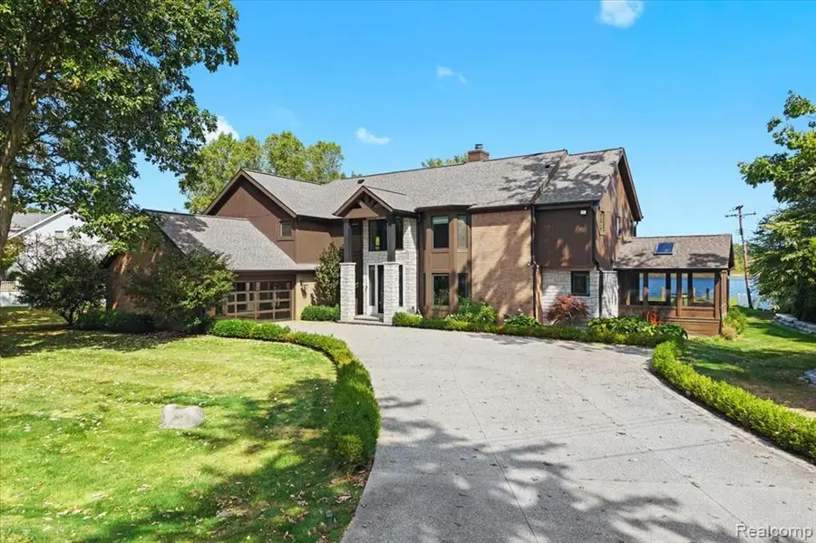 3403 Chickering, Bloomfield Hills, MI  - Image #3
