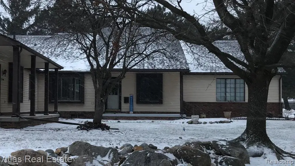 5007 Sandalwood, Grand Blanc, MI  - #1