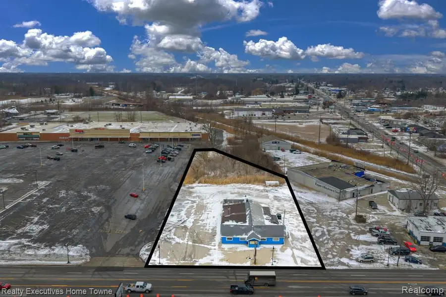 521 24th, Port Huron, MI 48060 - #2