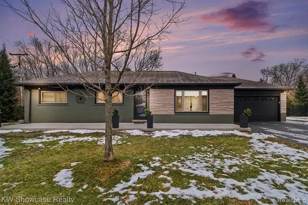 1756 Pedersen, Commerce Twp, MI 