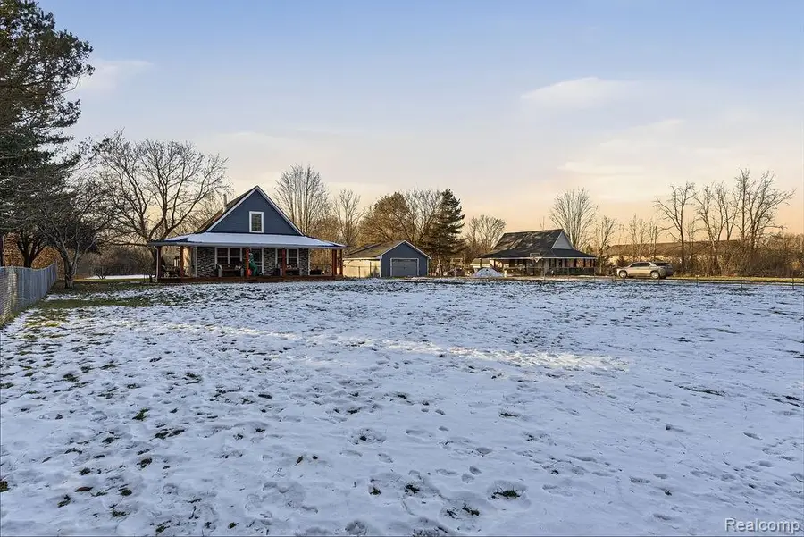 5216 S State, Goodrich, MI  - #2