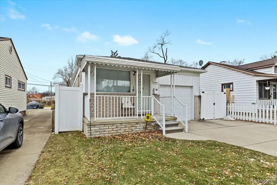 2091 Morris, Lincoln Park, MI  - #3