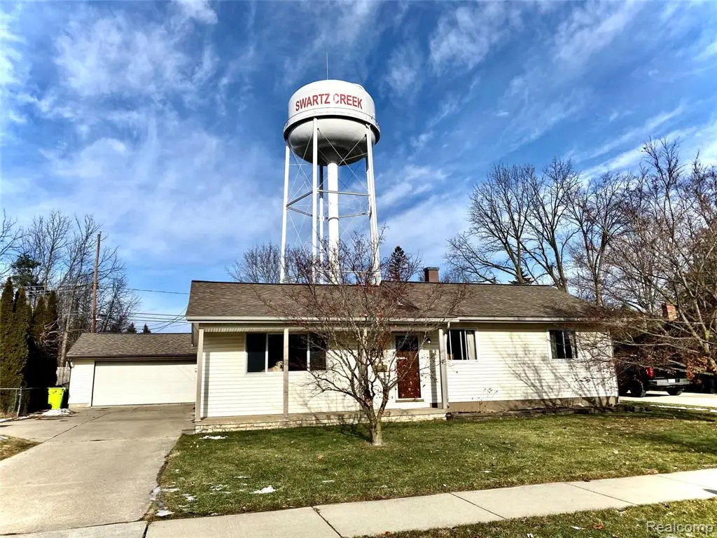 8474 Chesterfield, Swartz Creek, MI  - #1