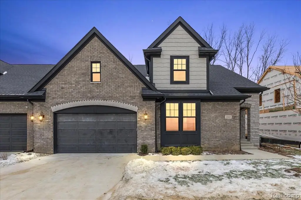 2044 Breckenridge, Rochester Hills, MI 48307 - Image #1