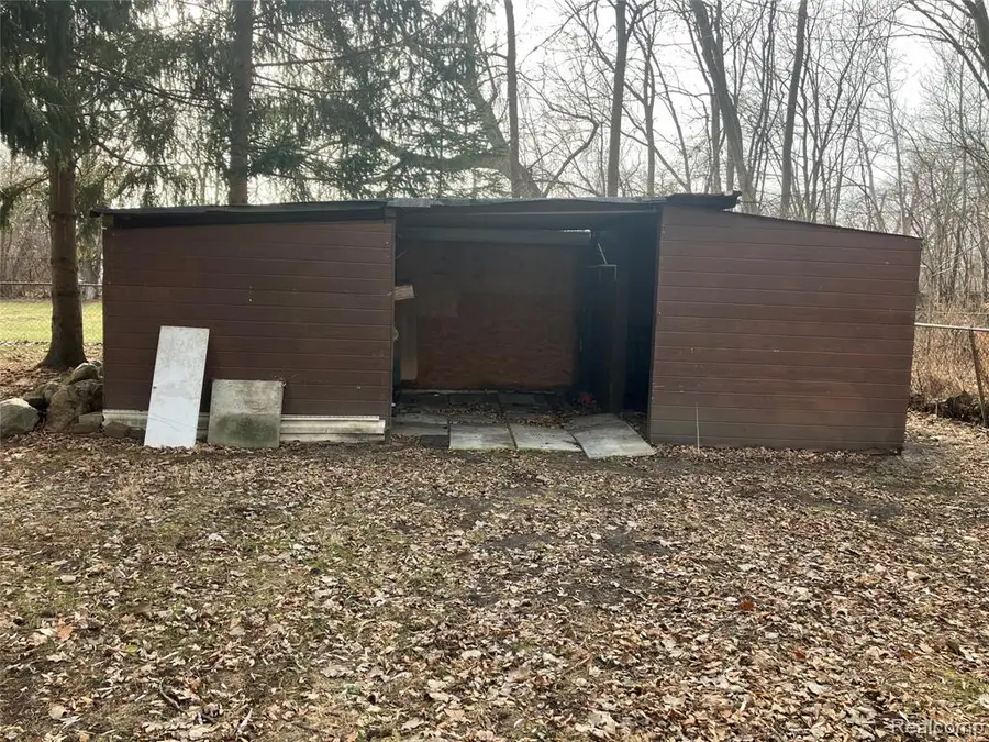 19305 Weyher, Livonia, MI  - #3