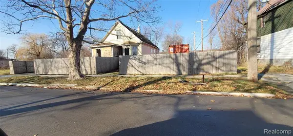 987 E Philadelphia, Detroit, MI 