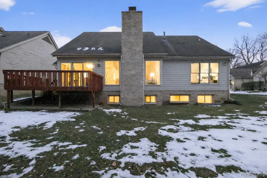 29421 Woodfield, Farmington Hills, MI  - Image #2