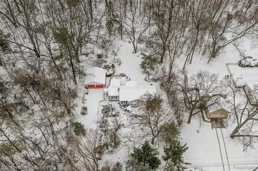 23245 Hunters, Southfield, MI  - Image #2