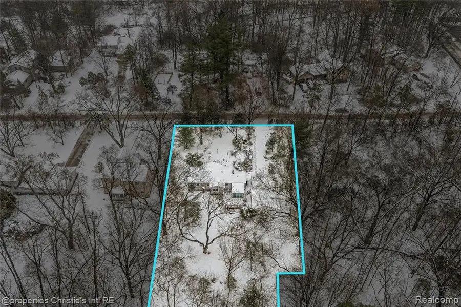 23245 Hunters, Southfield, MI  - Image #3