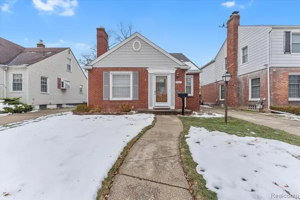 909 N Highland, Dearborn, MI 