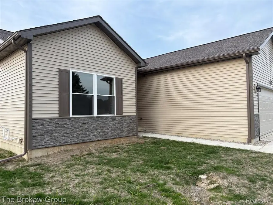 3369 Meadowridge, Davison, MI 48423 - Image #3