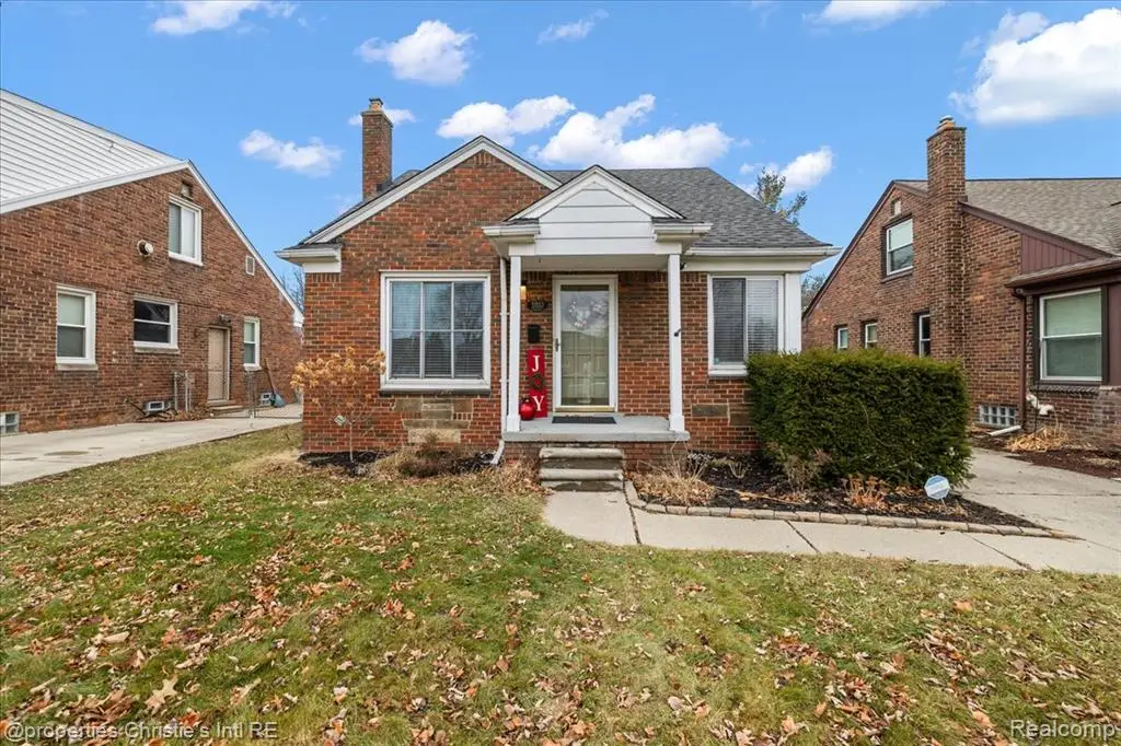 21553 Bournemouth, Harper Woods, MI  - Image #1
