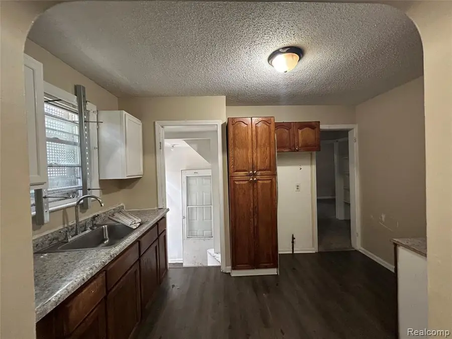 6491 Stahelin, Detroit, MI  - Image #2