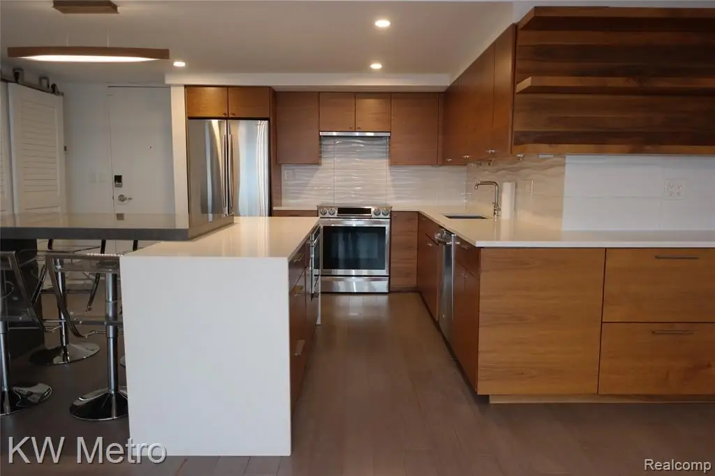 1300 E Lafayette #2603, Detroit, MI 48207 - Image #1