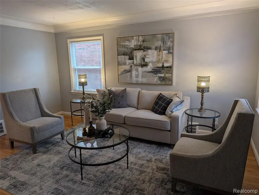 8277 Sussex, Detroit, MI  - Image #2