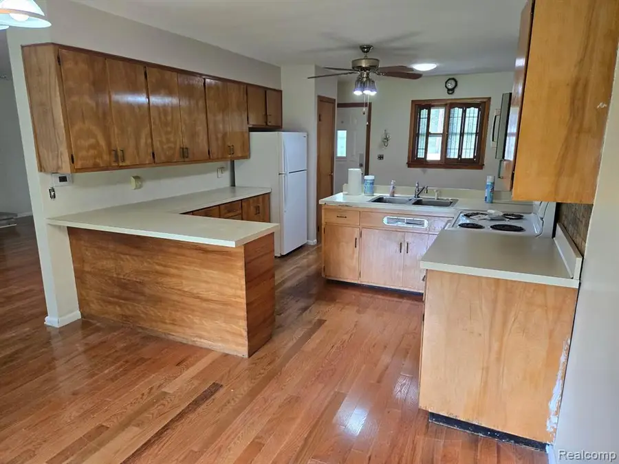 3176 E Fisher, Bay City, MI 48706 - Image #3