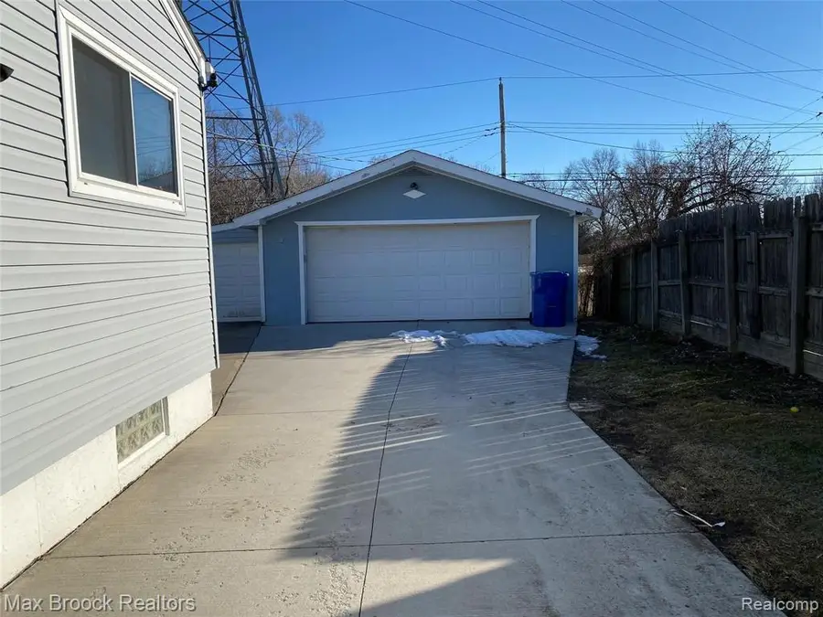 4812 Berwyn, Warren, MI 48092 - #3