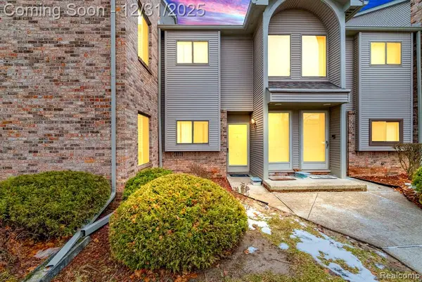 42764 Lilley Pointe, Canton, MI 