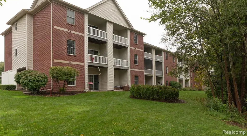 6600 Trillium Village #23, Clarkston, MI  - Image #1