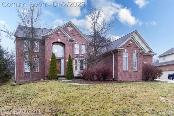6536 Chatham, Rochester Hills, MI 