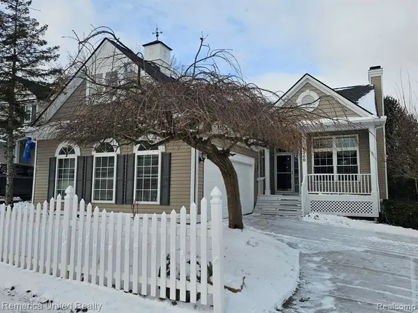 1200 Portsmouth, Howell, MI 