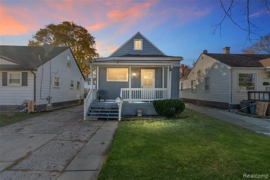 20462 Hollywood, Harper Woods, MI  - #2