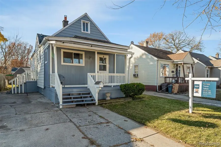 20462 Hollywood, Harper Woods, MI  - #3