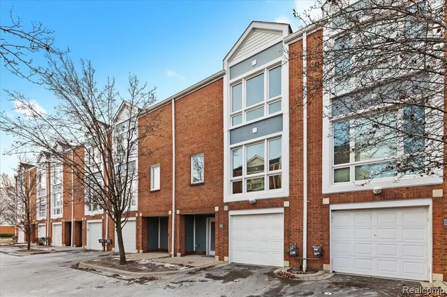 294 Main Sail #22, Detroit, MI  - Image #3