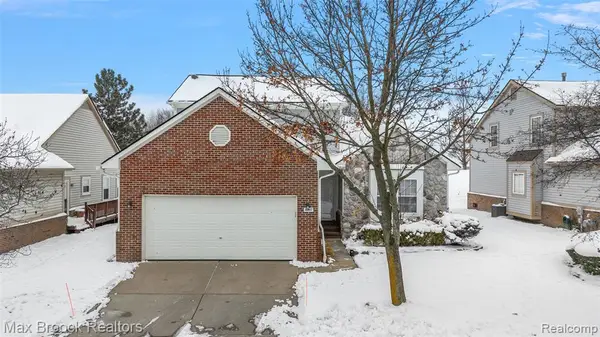 30847 Palmer, Novi, MI 