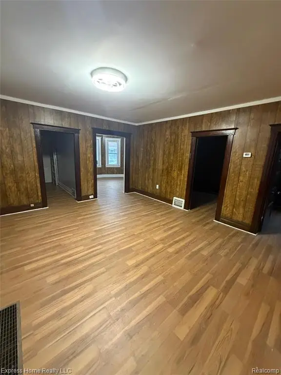 3057 Jacob, Hamtramck, MI  - Image #3