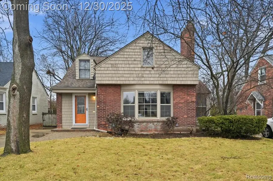 431 Colonial, Grosse Pointe Farms, MI  - Image #2
